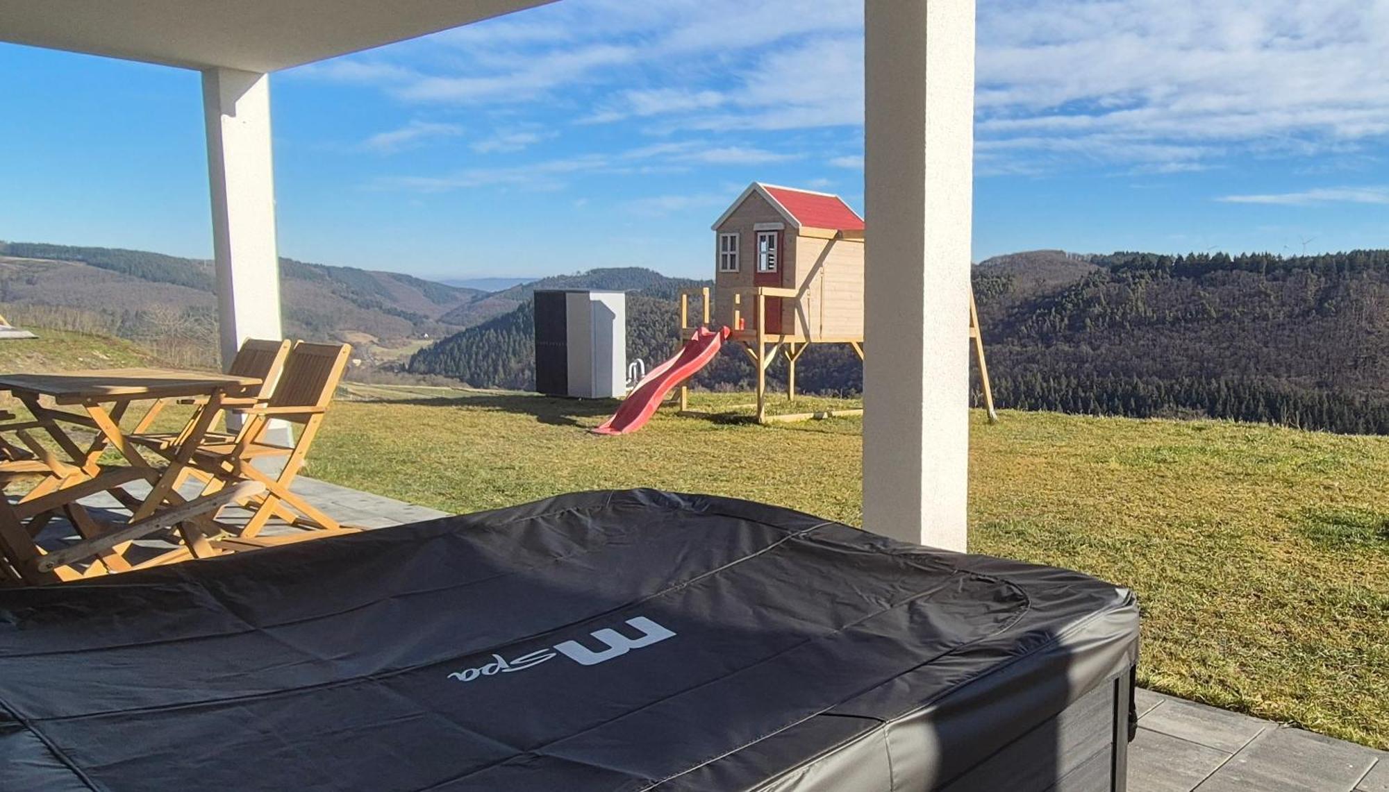 Serenity Vista Retreat Bnb Bescheid Exteriér fotografie